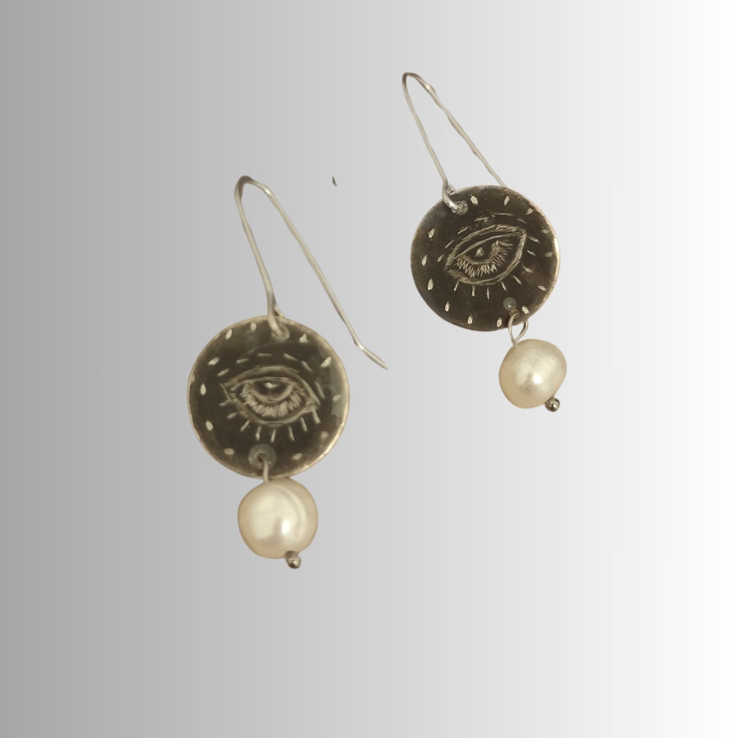 Eye Earrings 