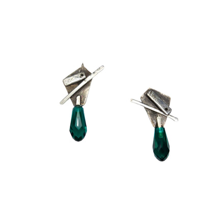 Κρεμαστά Σκουλαρίκια με πράσινο κρύσταλλο