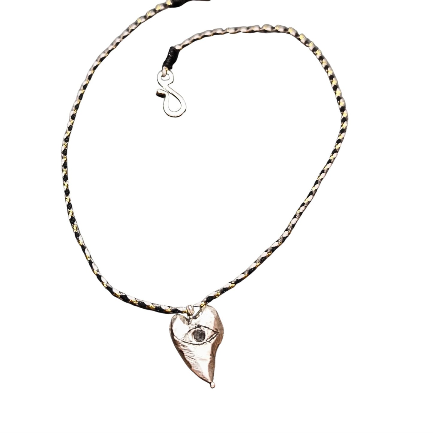 “Φυλακτή” – Ασημένιο Μενταγιόν Καρδιά