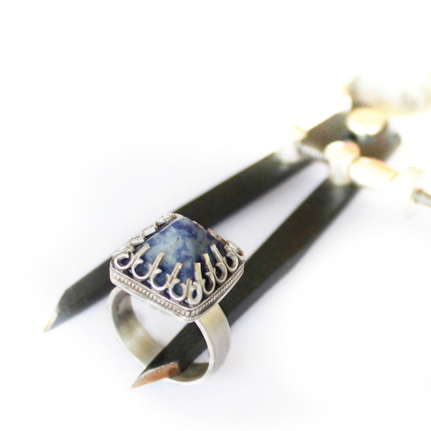 Δαχτυλίδι "Pyramid"