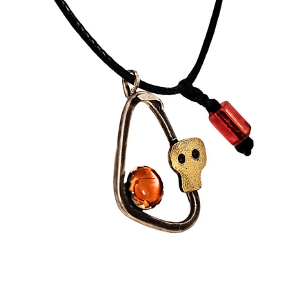 Μενταγιόν Sandstone Skull