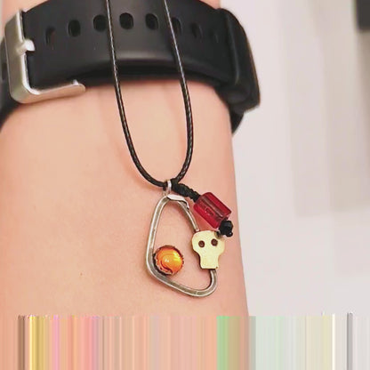 Μενταγιόν Sandstone Skull