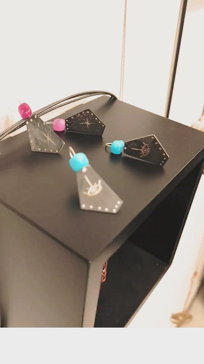 ΜΑΤΙ ΤΗΣ ΝΥΧΤΑΣ